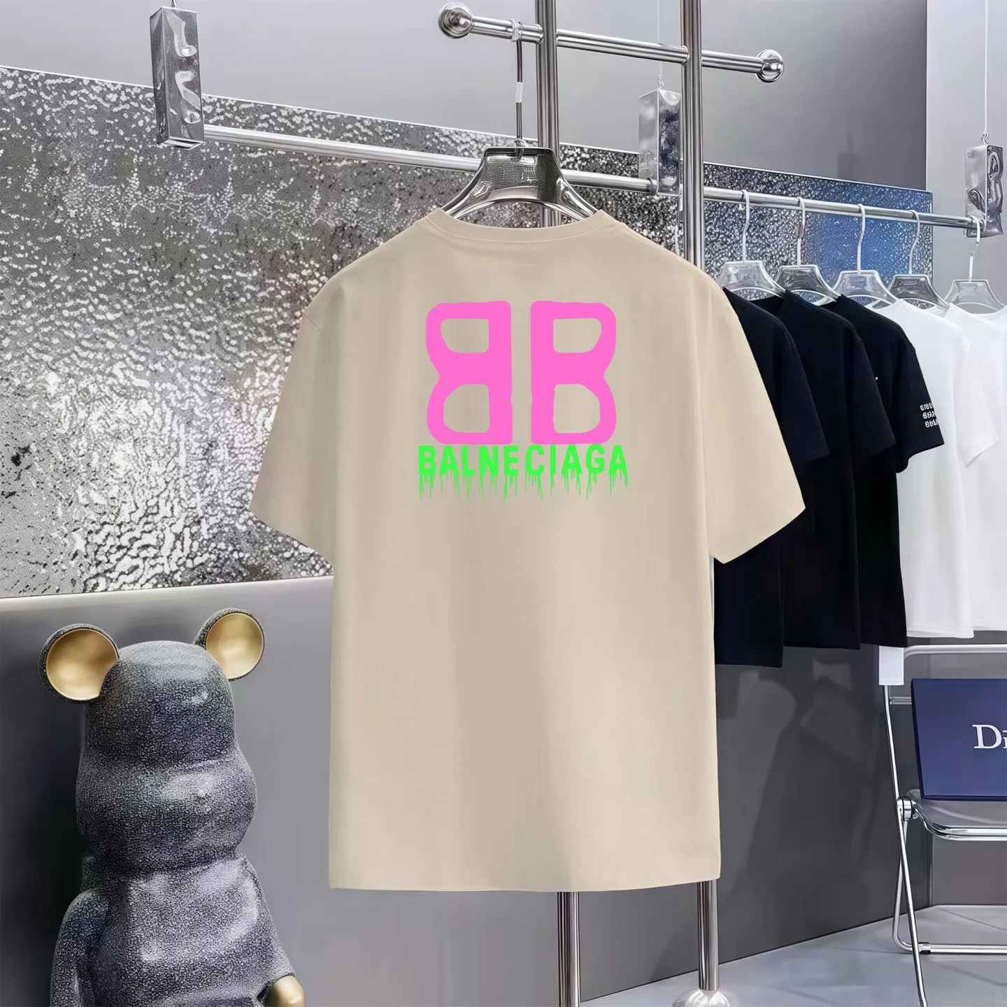 Balenciaga T 1:1 300 1×1 Same Style logo OS 200 ：Black，White， ，Red， Gray Size：XS-L